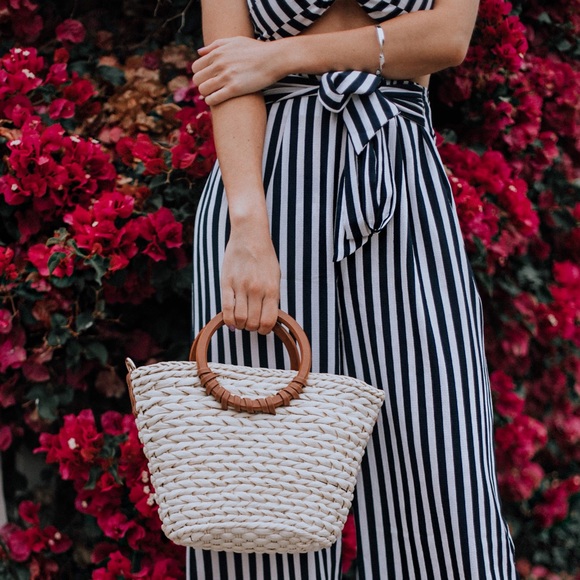 Urban Expressions Handbags - Urban Expressions Straw Bag Super Cute Used Once🌺